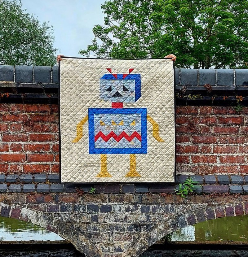 The Robot Quilt Pattern Booklet by Rope & Anchor Trading