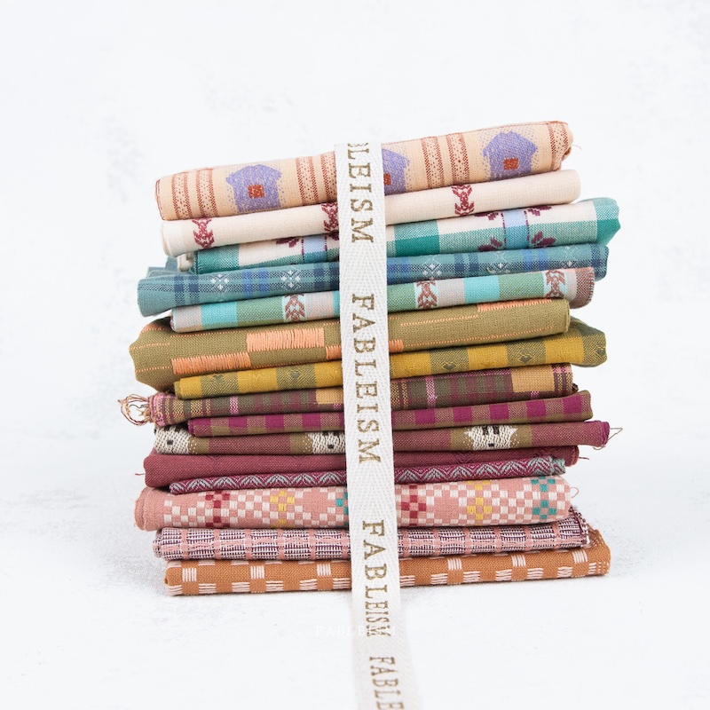 15 Piece Fat Quarter Bundle Of Shadow Hill By Fableism